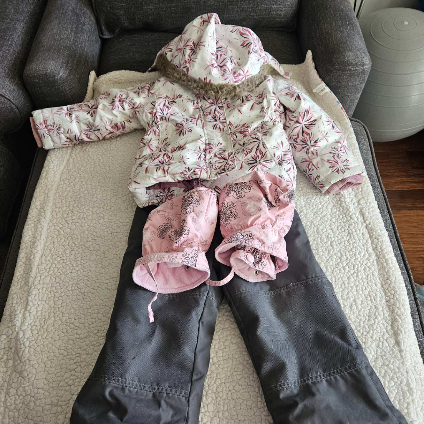 OshKosh B'gosh Girls' 3T Winter Snowsuit Set