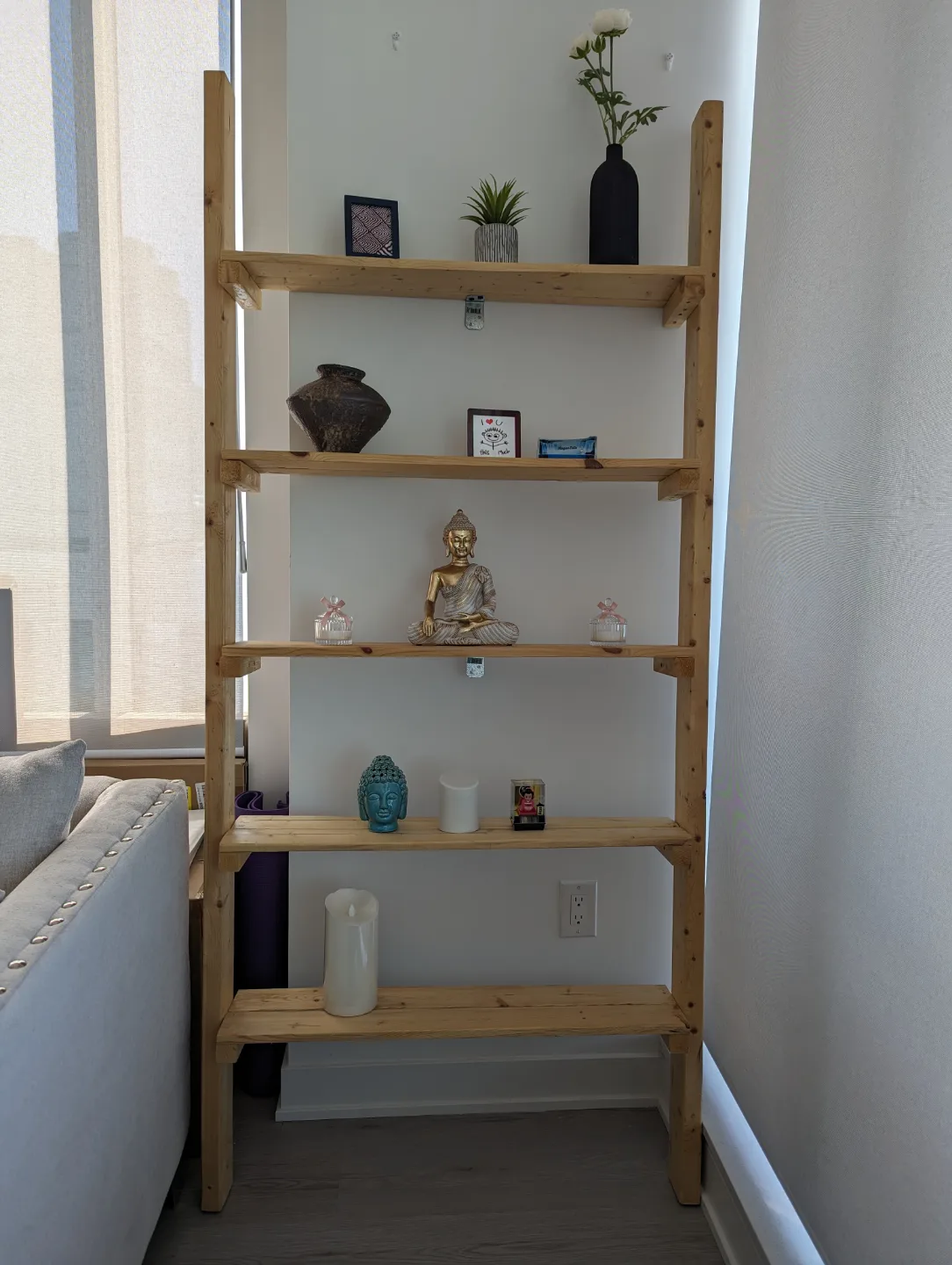 Rustic Wooden Ladder Shelf image indicator(4)