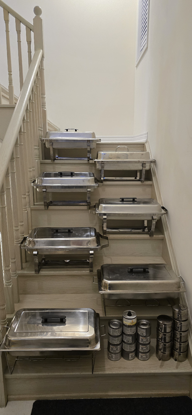 7 Stainless Steel Chafing Dishes with Fuel Holders and fuel