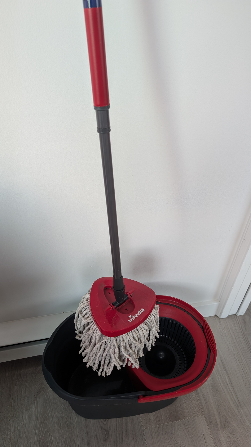 Cleaning stuff - Hoover Vacuum Cleaner + Vileda Spin Mop - photo 5