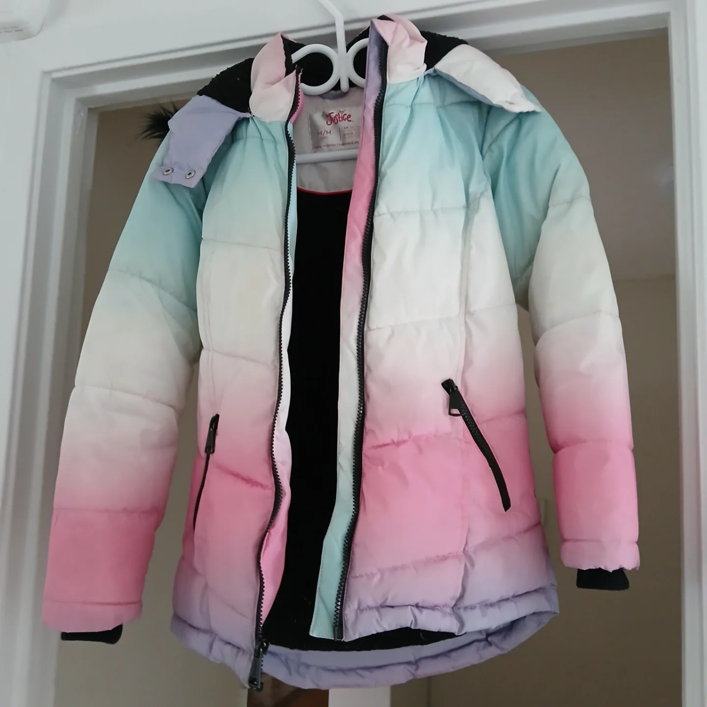 Girls' ombre puffer jacket, size 7 thumbnail