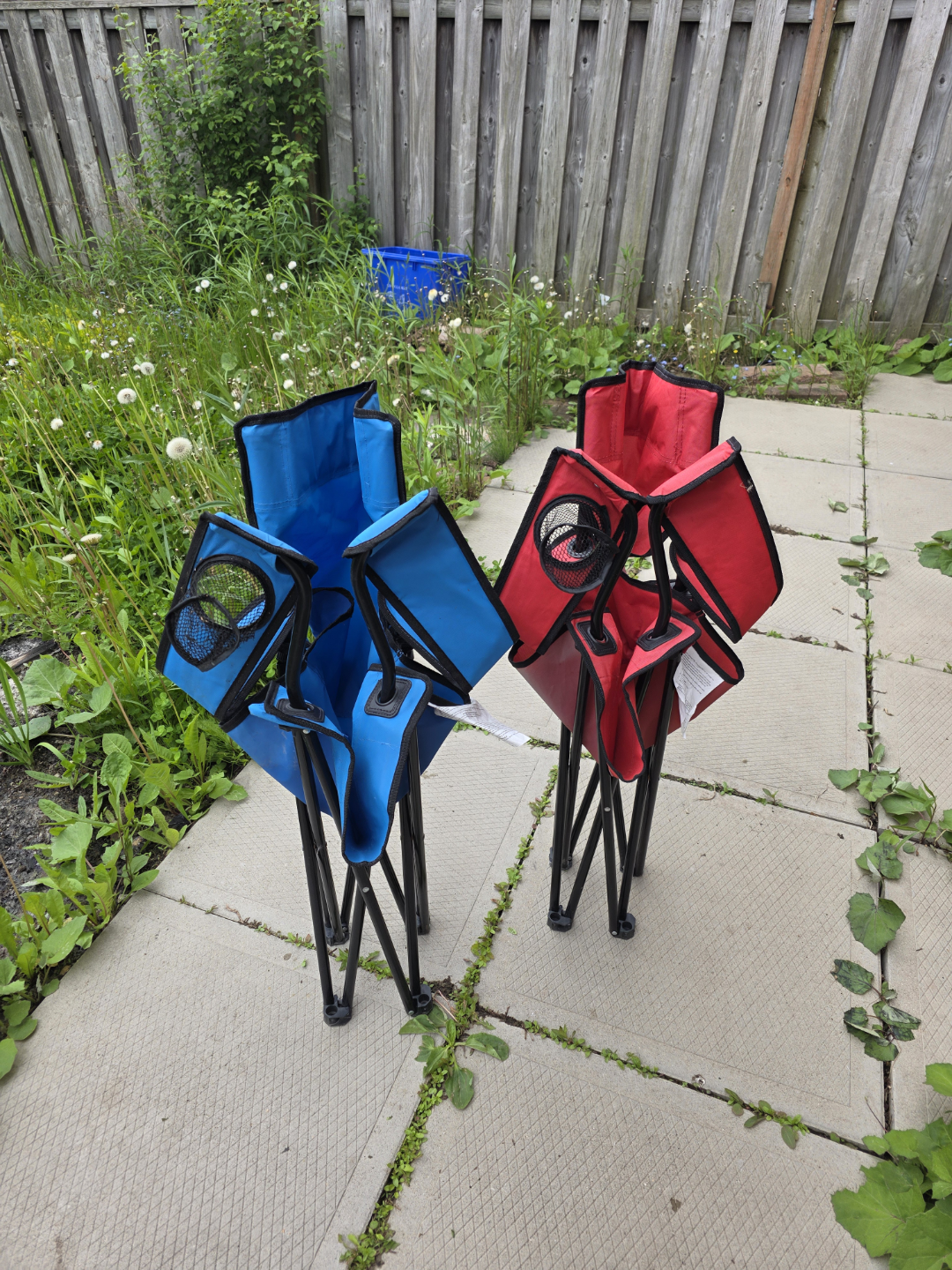 Pair of Portable Folding Camping Chairs - Blue & Red - photo 4