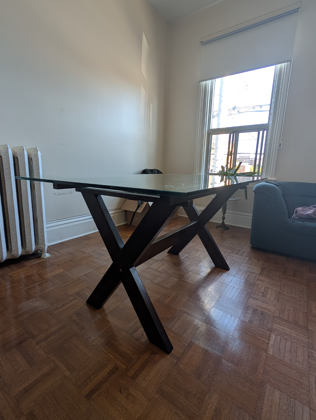 Glass Dining Table with Wooden X-Frame Base – Seats 6 - photo 3