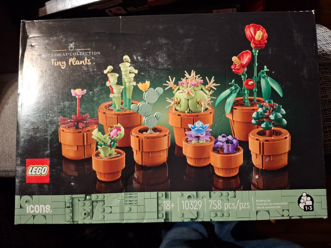 LEGO Botanical Collection Tiny Plants 10329 Building Set