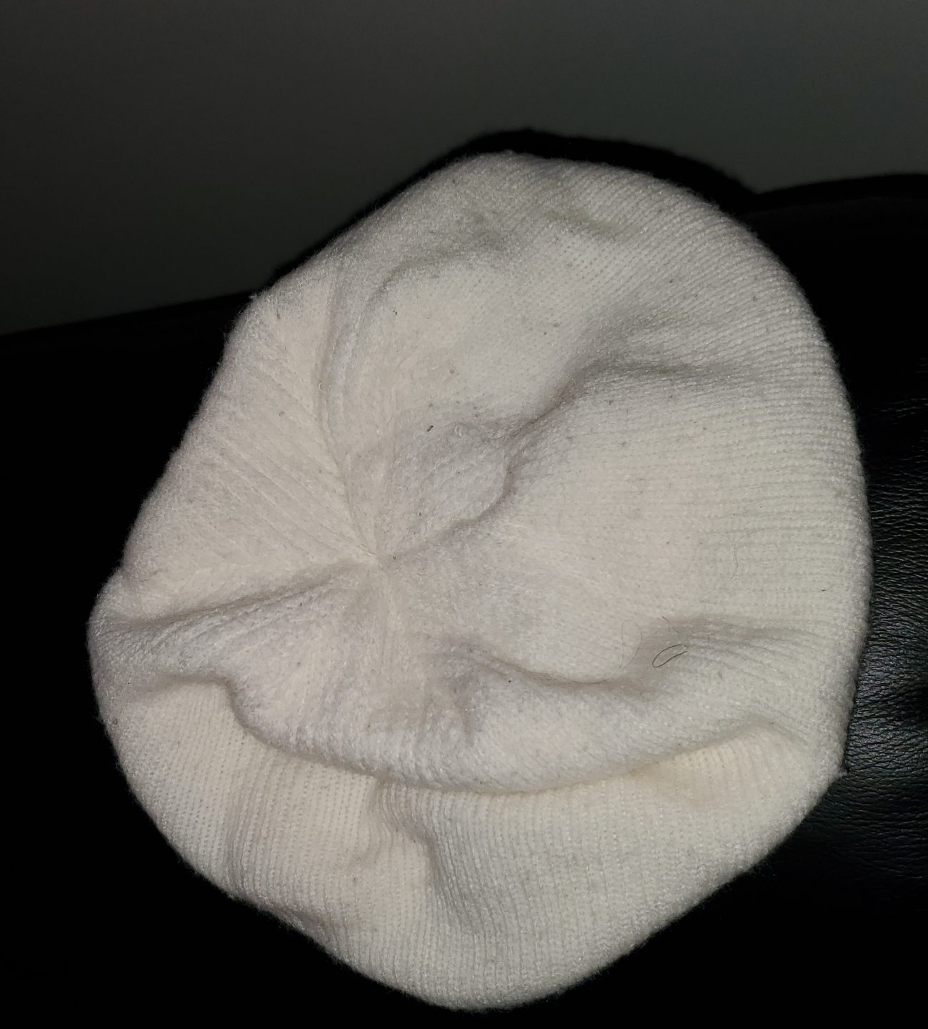 Cream-coloured Knit Beanie - photo 4