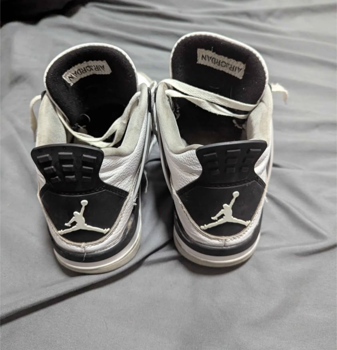 Jordan 4 military white - photo 2