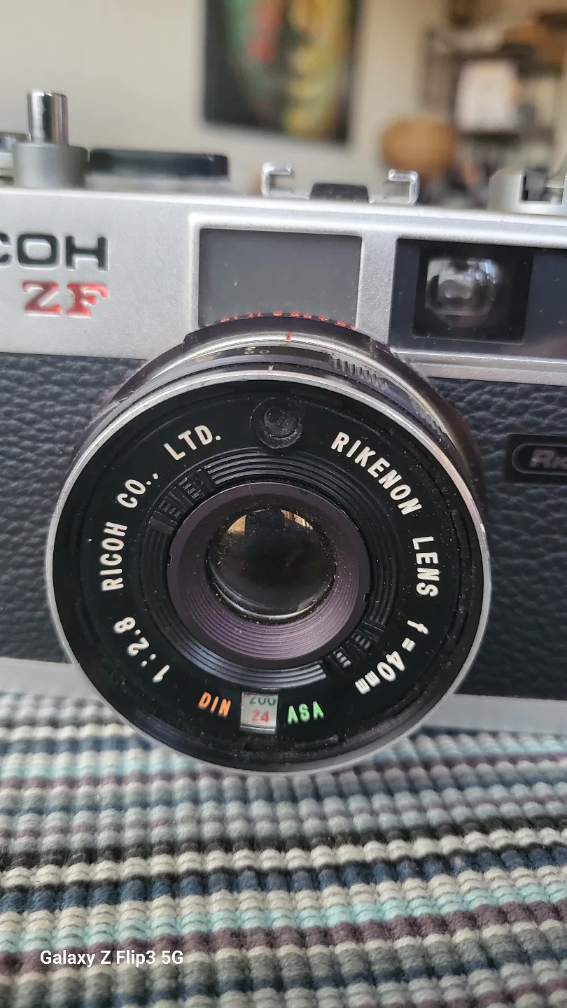 Vintage Ricoh 35 ZF Film Camera with Rikenon Lens image indicator(2)