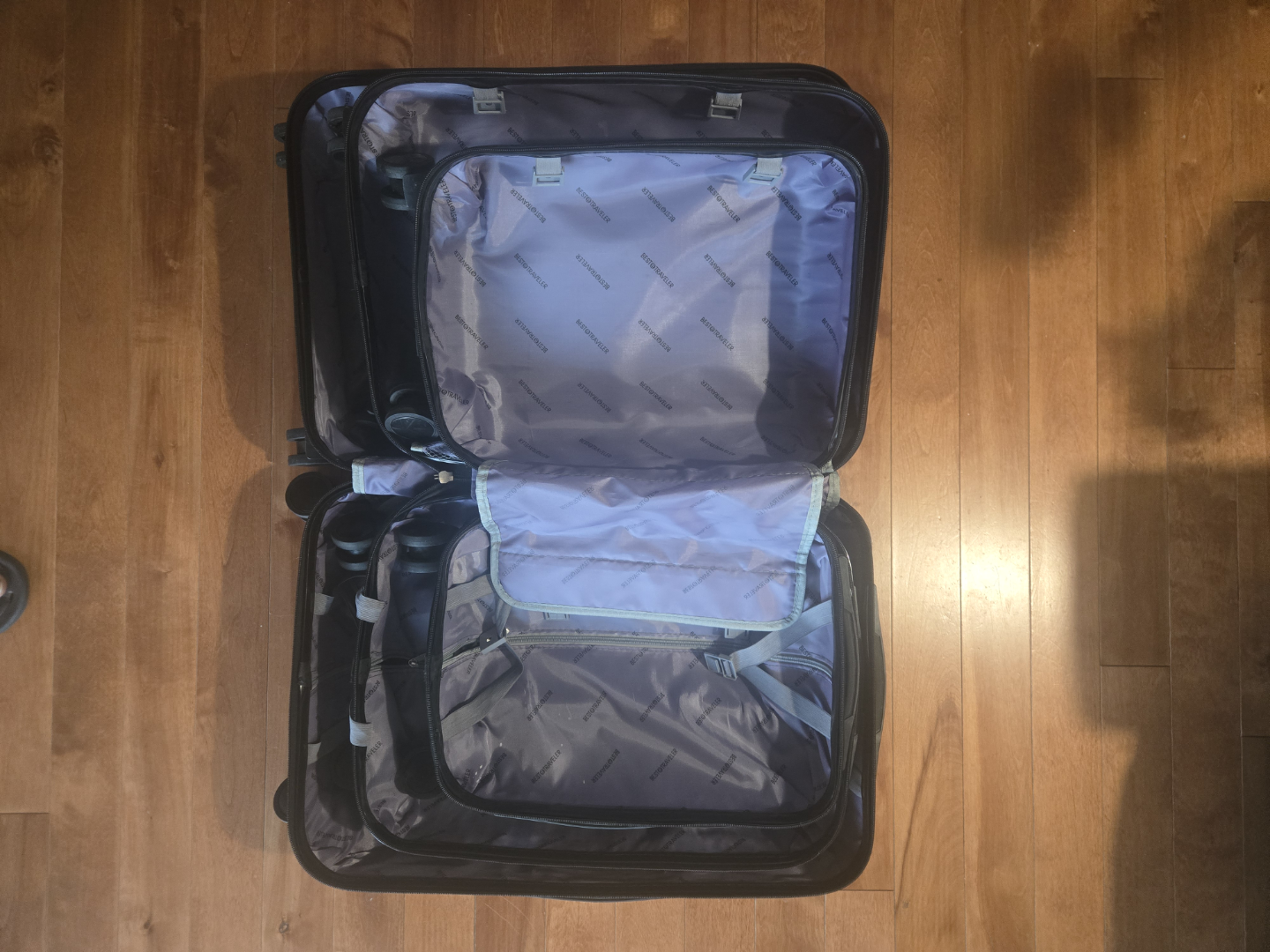 3-Piece Rockland Luggage Set - Black - photo 2