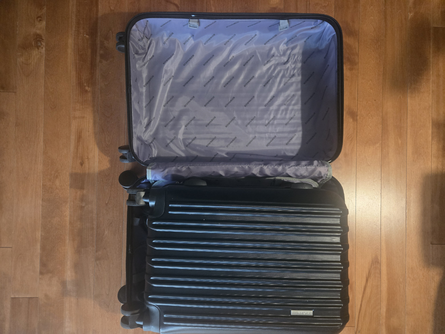 3-Piece Rockland Luggage Set - Black - photo 4