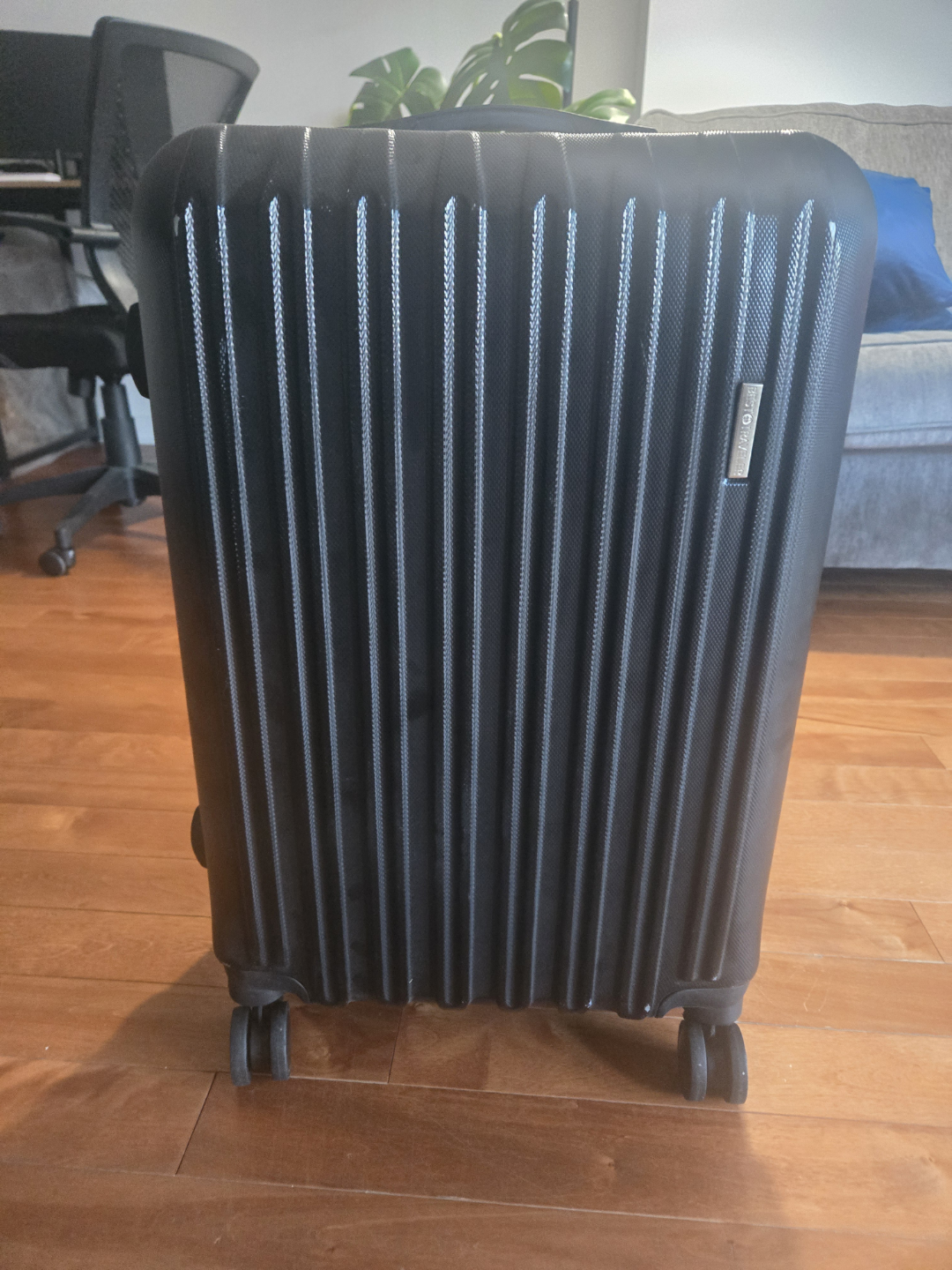 3-Piece Rockland Luggage Set - Black - photo 5