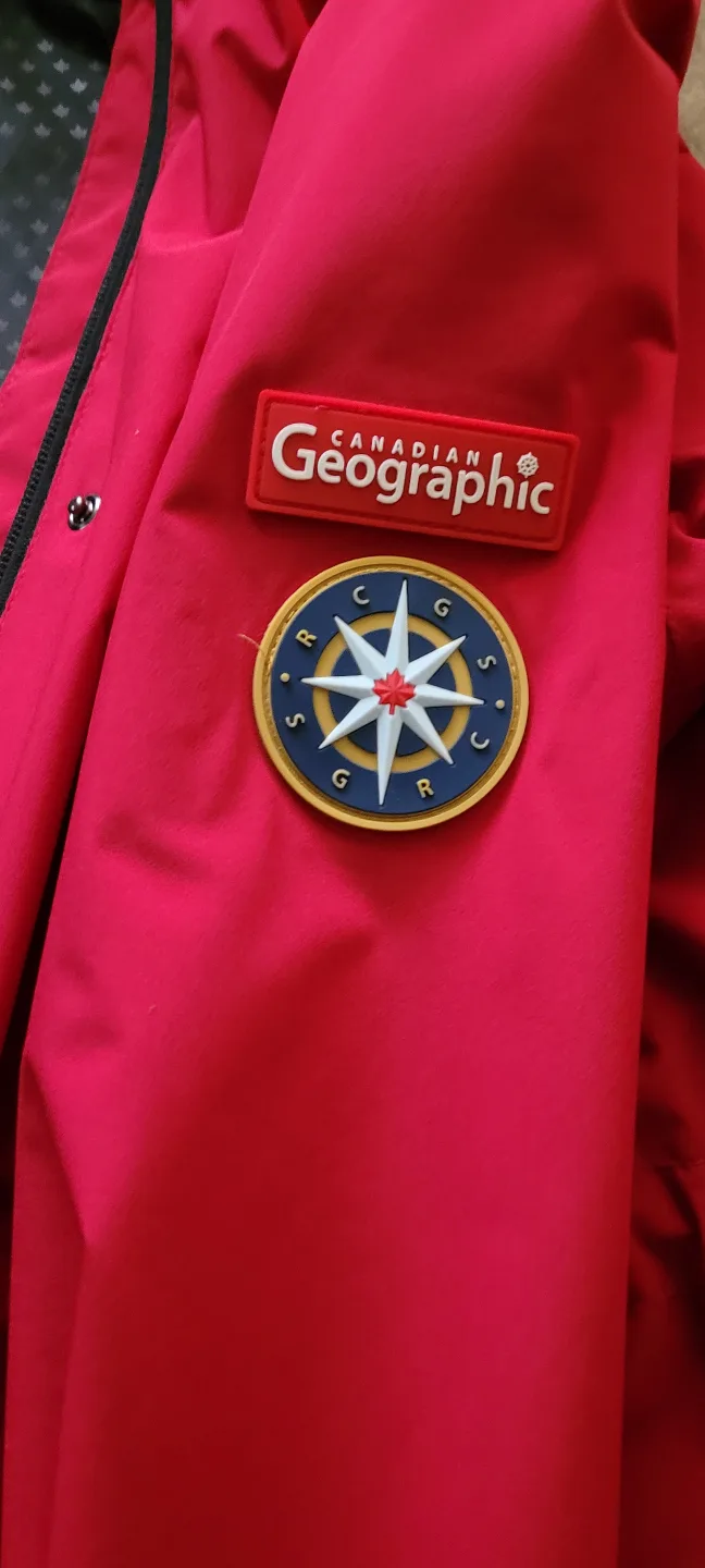 Candiana, National Geographic Women's red hooded jacket. image indicator(8)