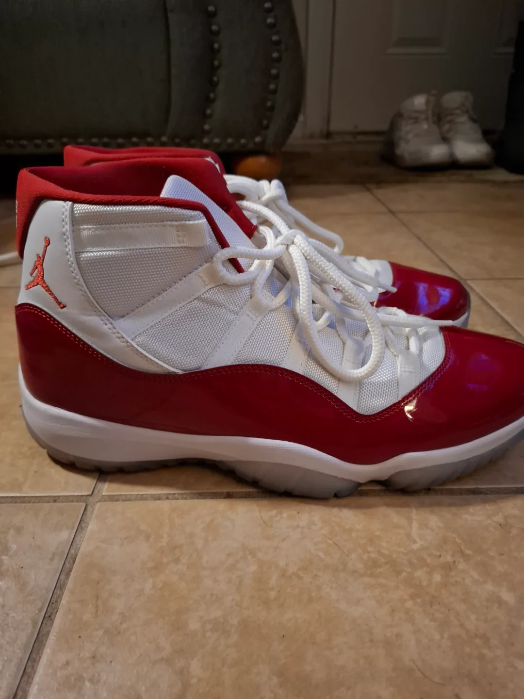 Air Jordan 11 Retro 'Bred' image indicator(3)