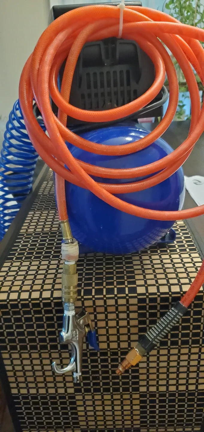 Campbell Hausfeld 3 Gallon Air Compressor image indicator(3)