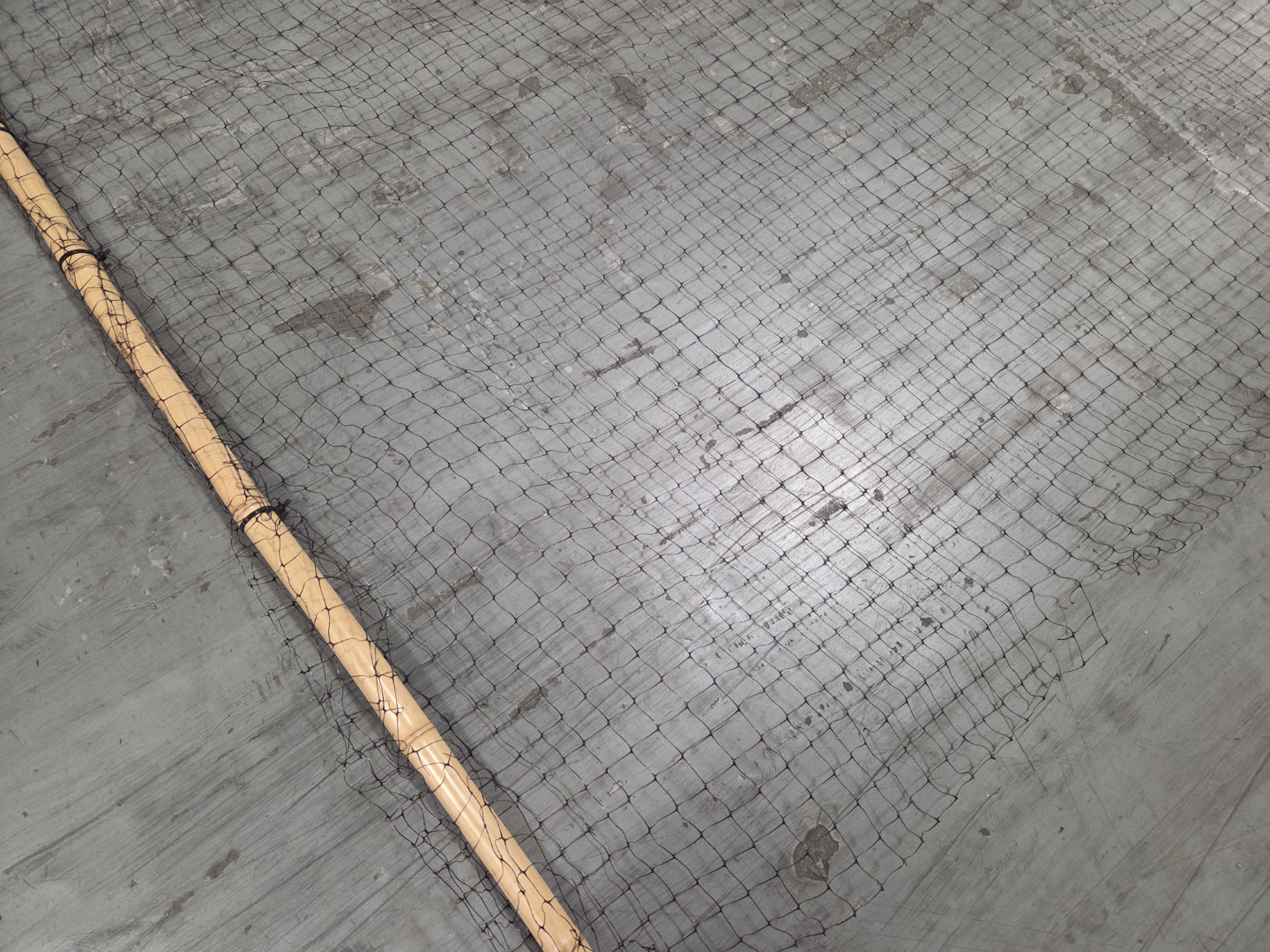 48ft by 6ft Black netting with bamboo poles - photo 3