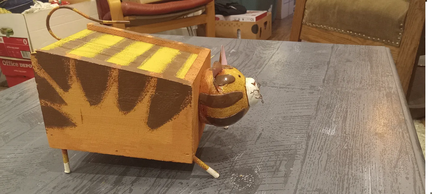 Adorable Cat-Shaped Wooden Box image indicator(2)