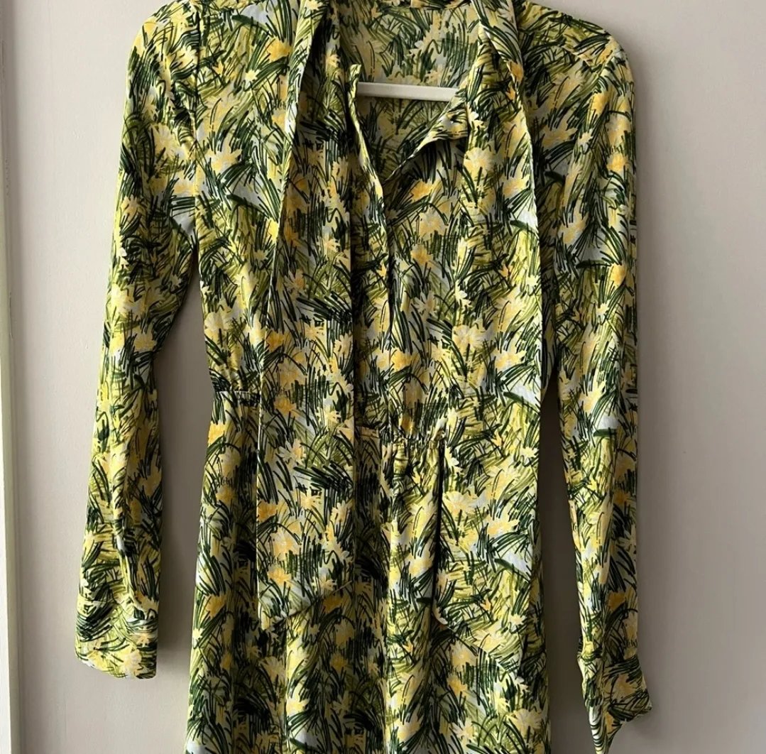 Aritzia Sunday Best Tie-Neck Mini Dress NEW image indicator(4)