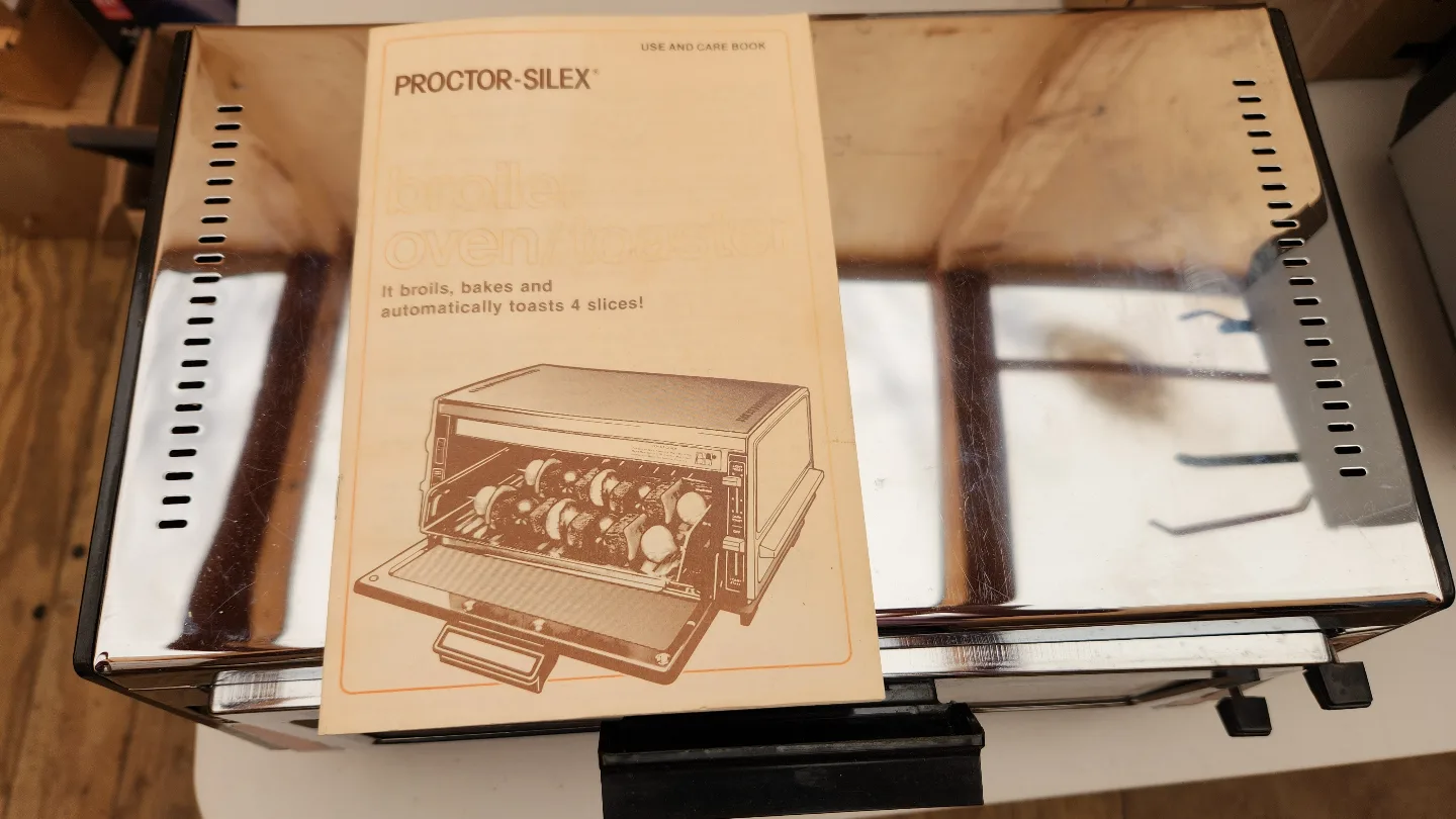 Vintage Proctor-Silex Broil/Bake Oven Toaster image indicator(4)