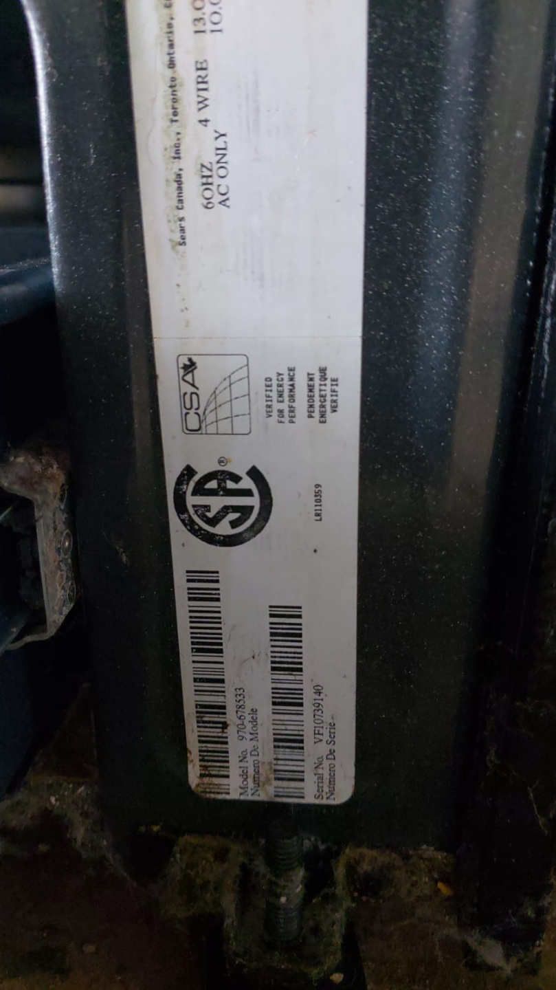 GE Profile Series 30-Inch Freestanding Electric Convection Range - photo 2