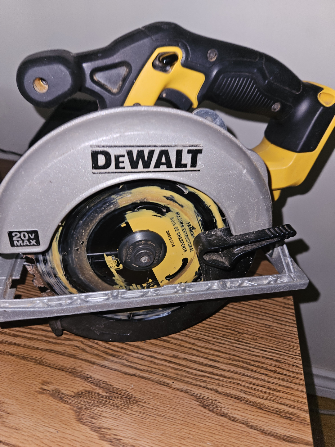 Dewalt 20V Max Circular Saw with Battery and Charger.