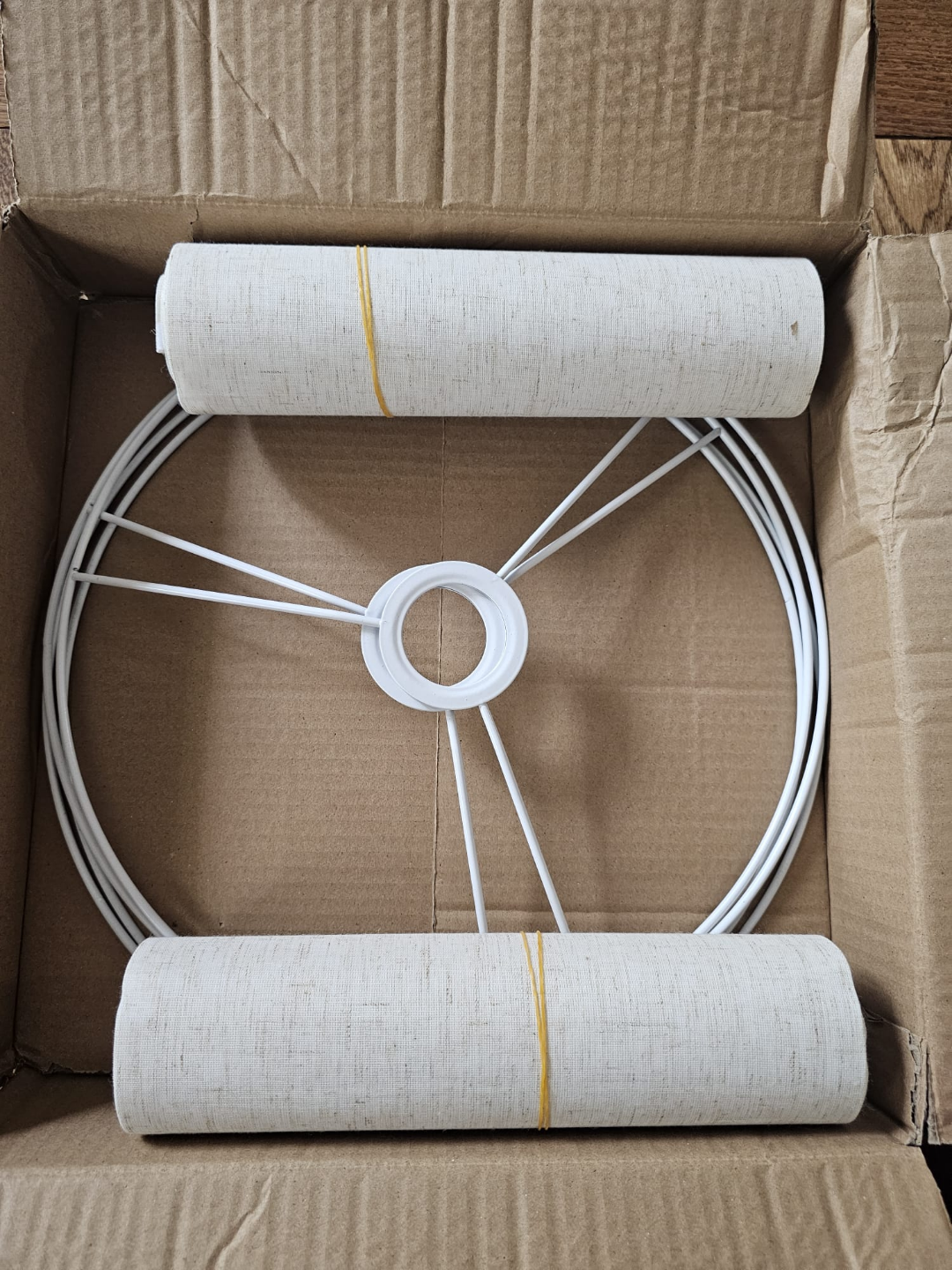 Pair of Beige Linen Drum Lampshades - photo 3