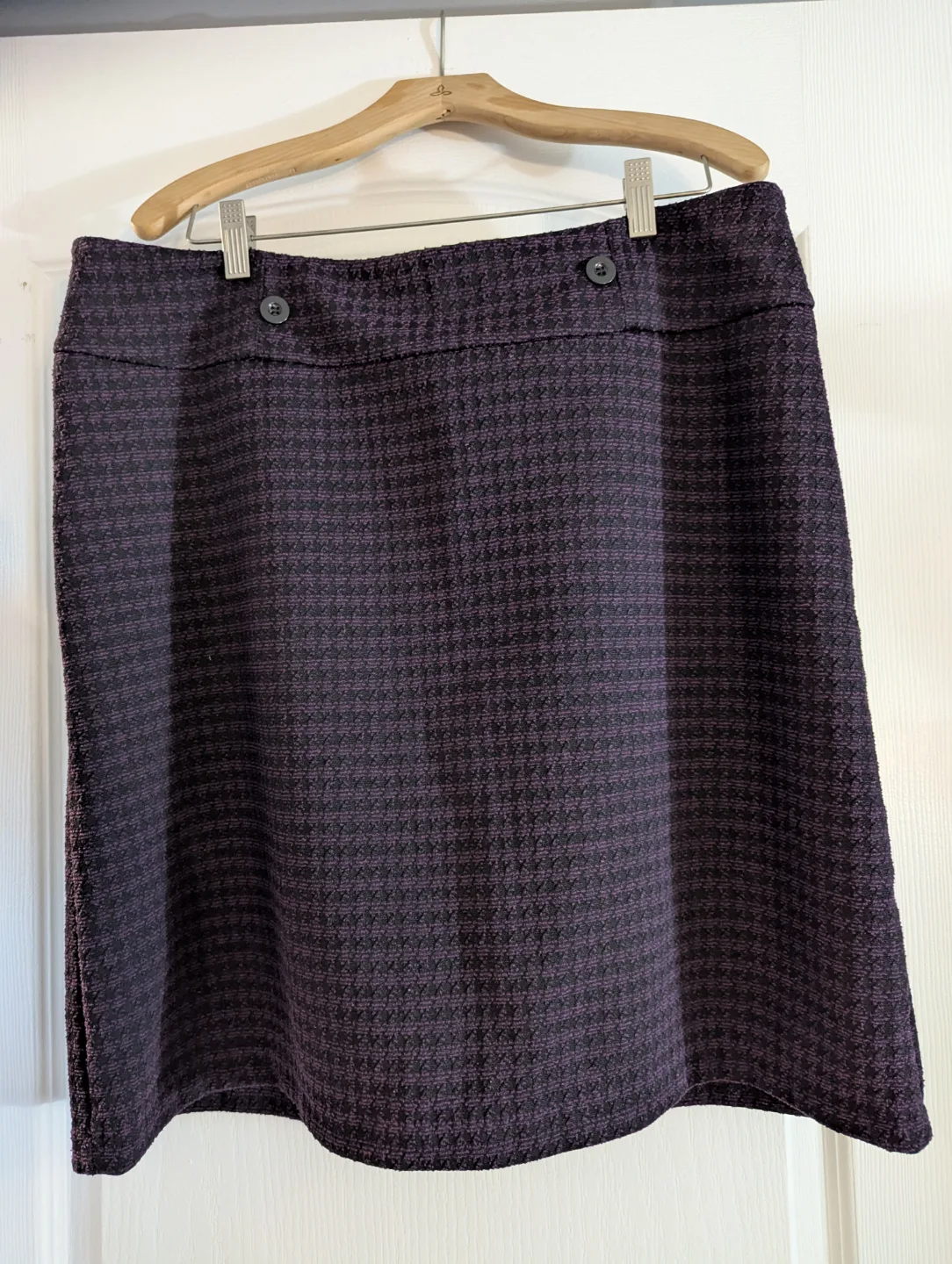 Women's Purple and Black Houndstooth Skirt 🏒