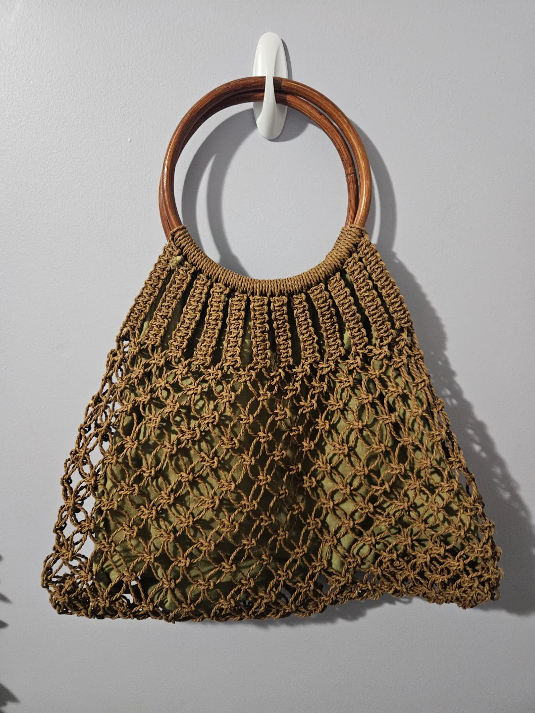 Beaded Crochet Handbag with Wooden Handles 🏒 image indicator(2)