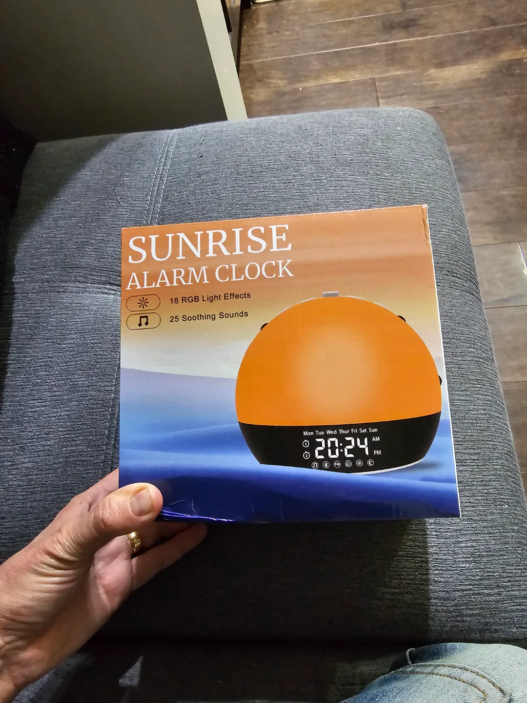 Cabtick Sunrise Alarm Clock, Bluetooth Speaker Sound Machine,..