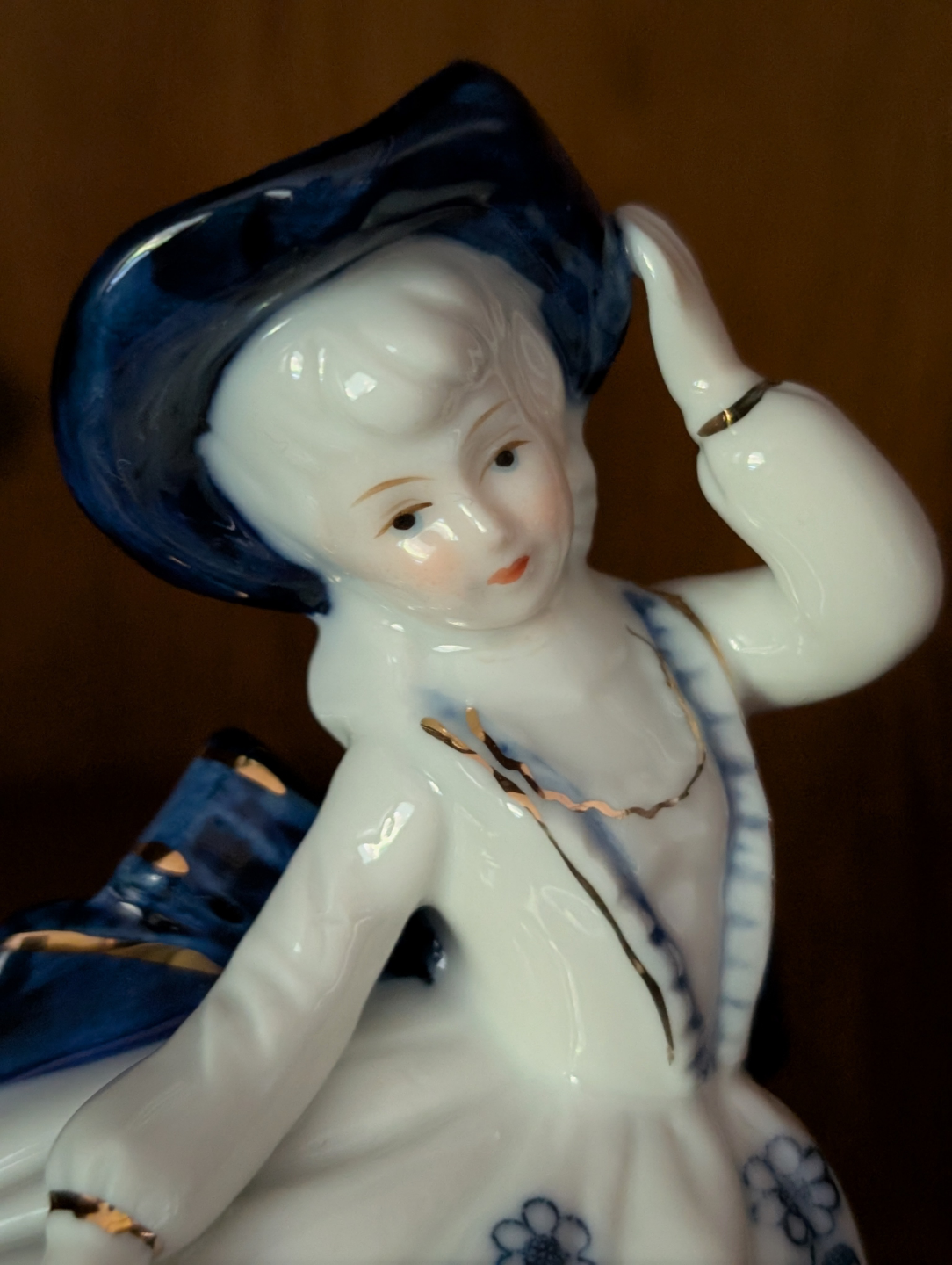Vintage Porcelain Figurine of Dancing Girl - photo 3