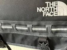 The North Face Vintage Messenger Bag image indicator(3)