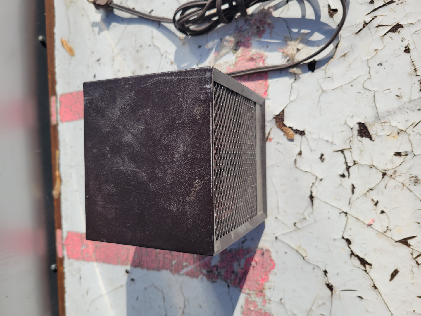 Small micro furnace space heater - photo 2