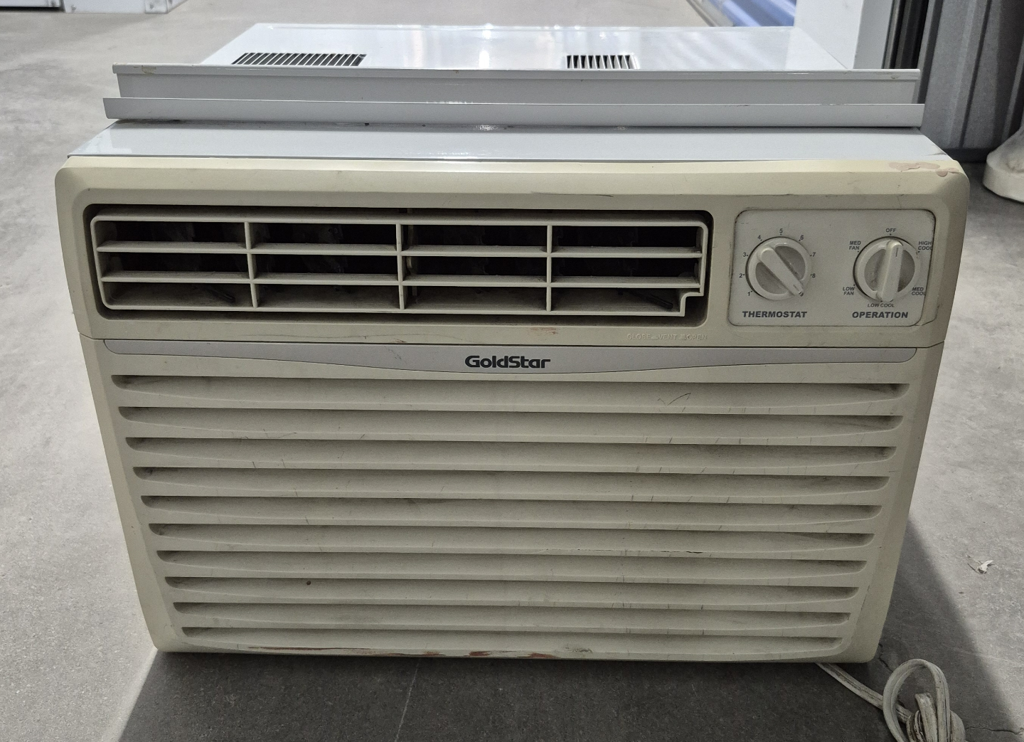 GoldStar Window Air Conditioner