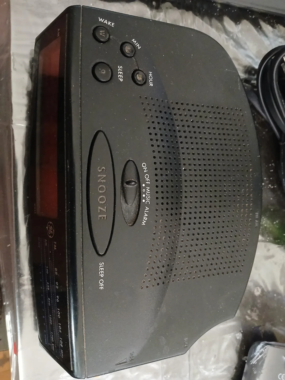 GE 7-4513A Clock Radio thumbnail