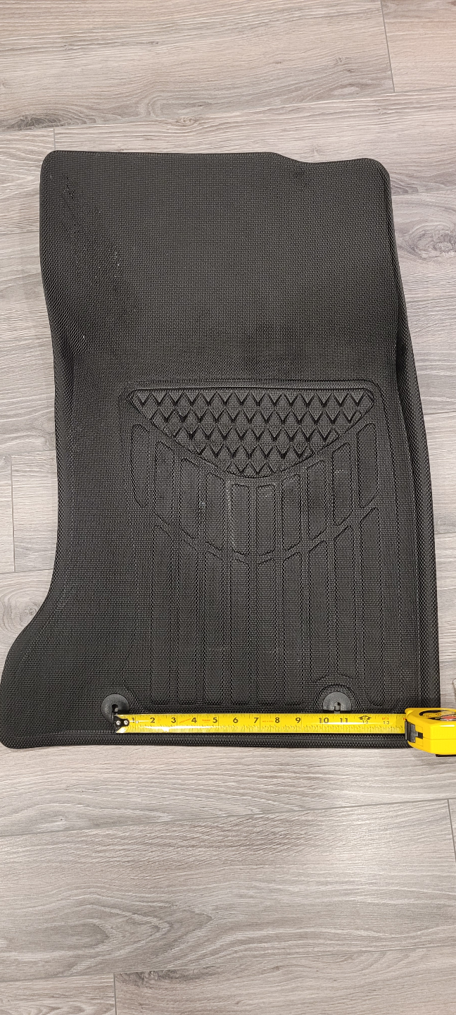 Genesis Cabin Air Filter and Floor Mats - photo 3