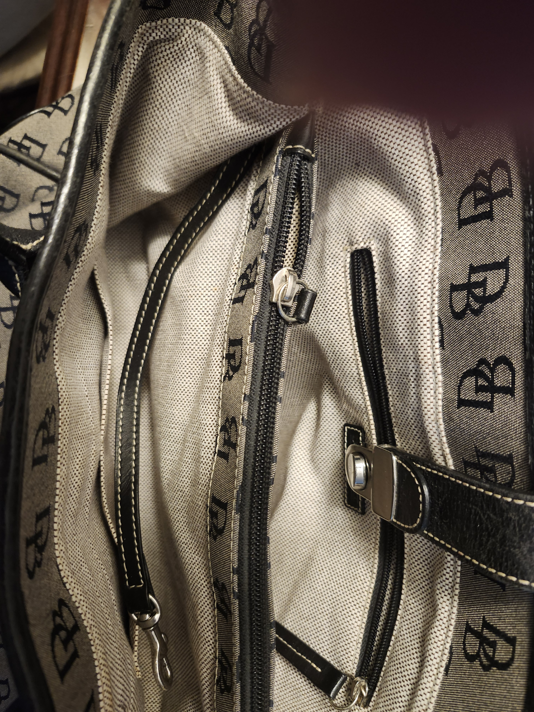 Dooney and Bourne Leather Tote Purse - photo 4