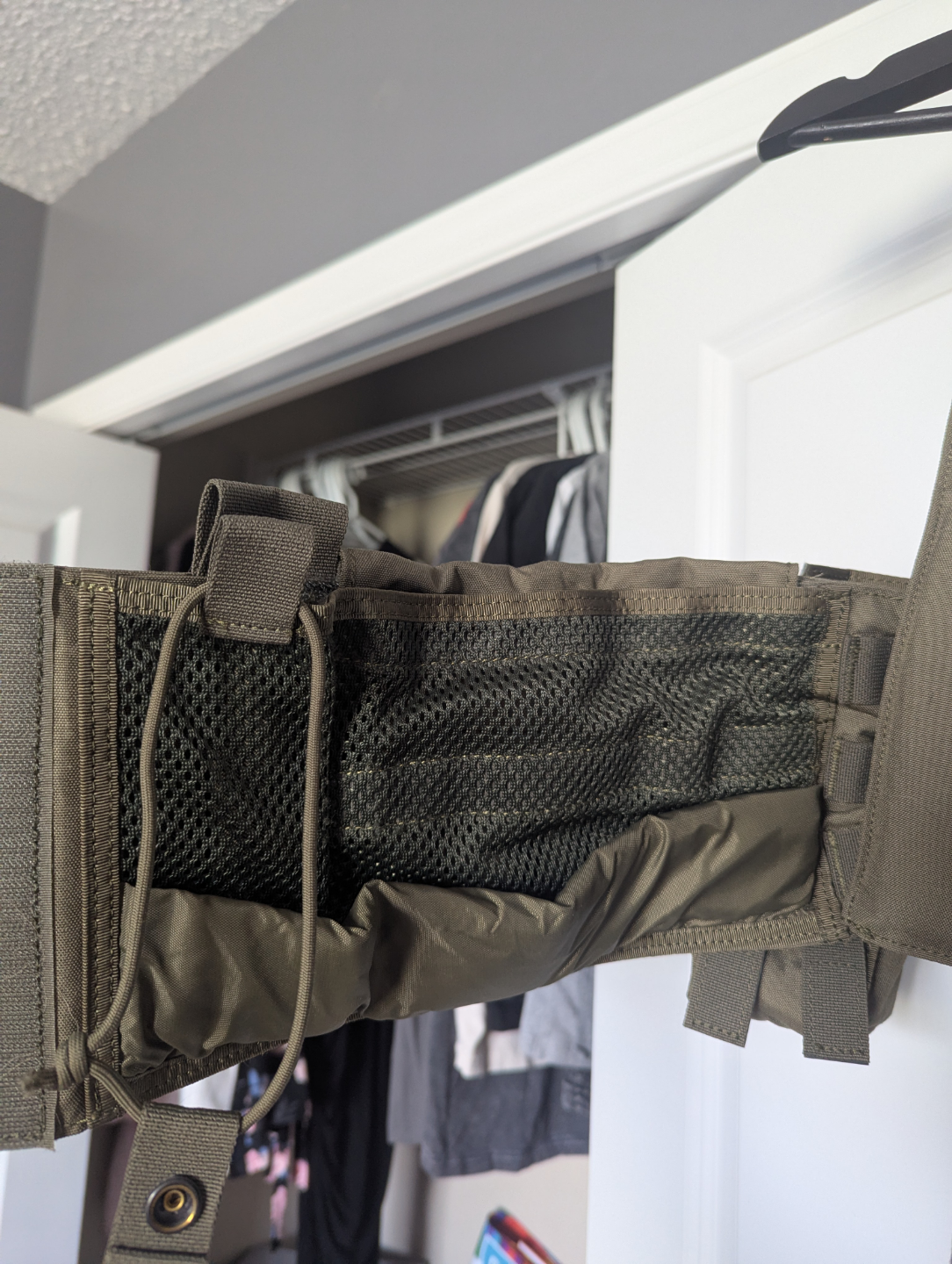 Tactical Vest with Pouches - photo 4