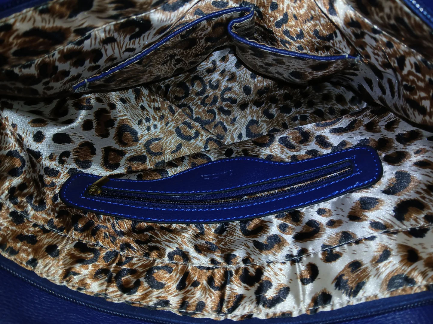 Nicci blue, brown and white purse image indicator(8)