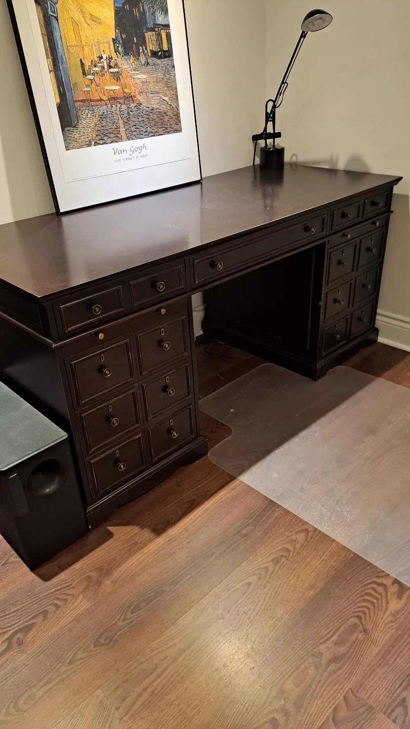 Bombay Large Executive Desk with Drawers image indicator(4)