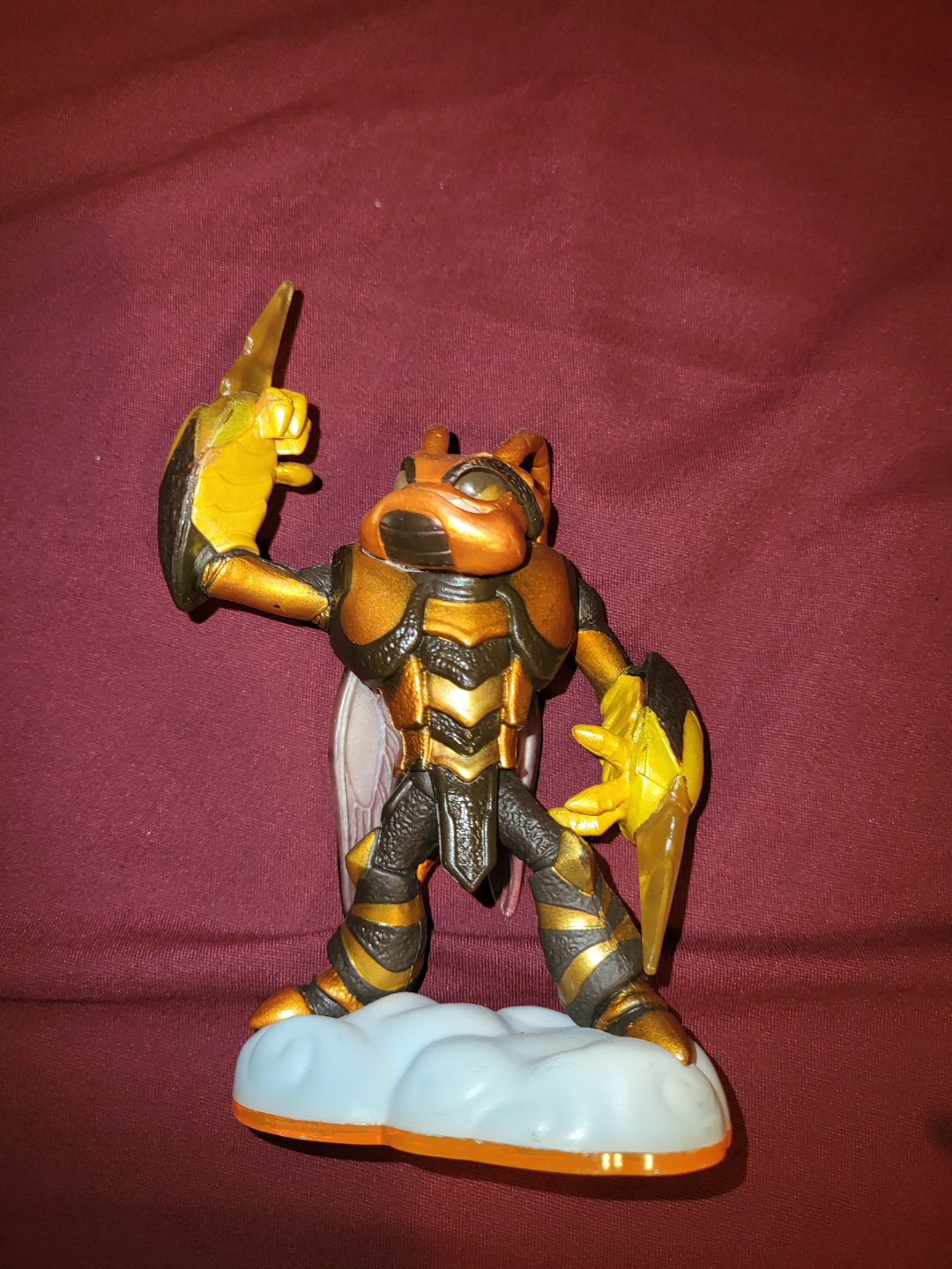 Skylanders Trap Team Golden Buzz