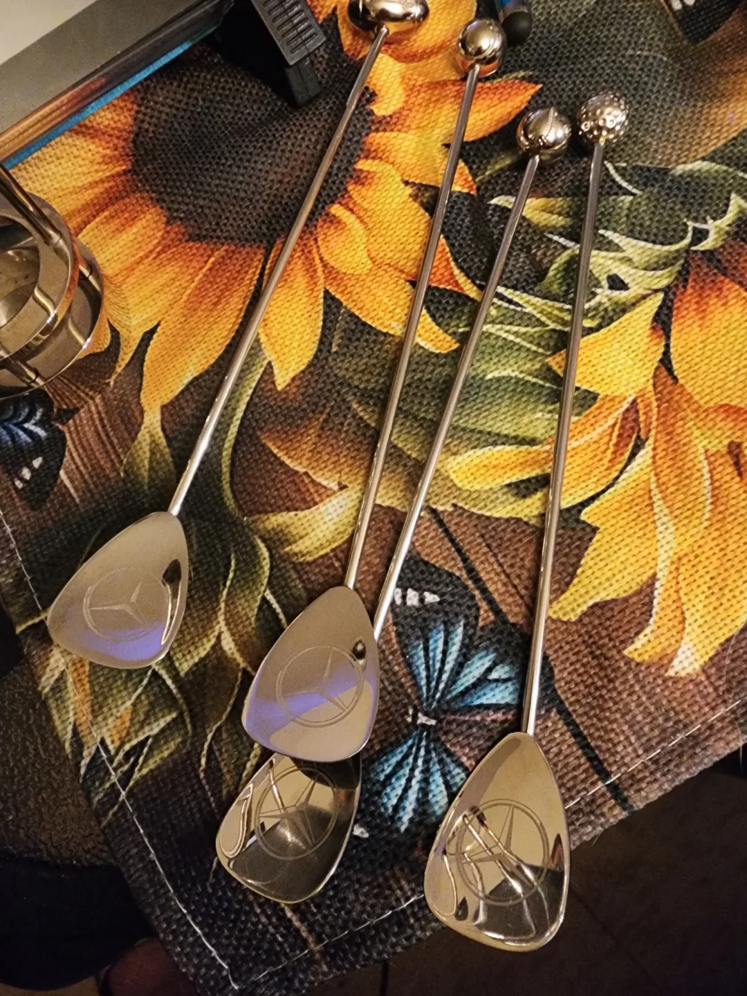 Mercedes-Benz Sport Ball Cocktail Stirrers image indicator(2)