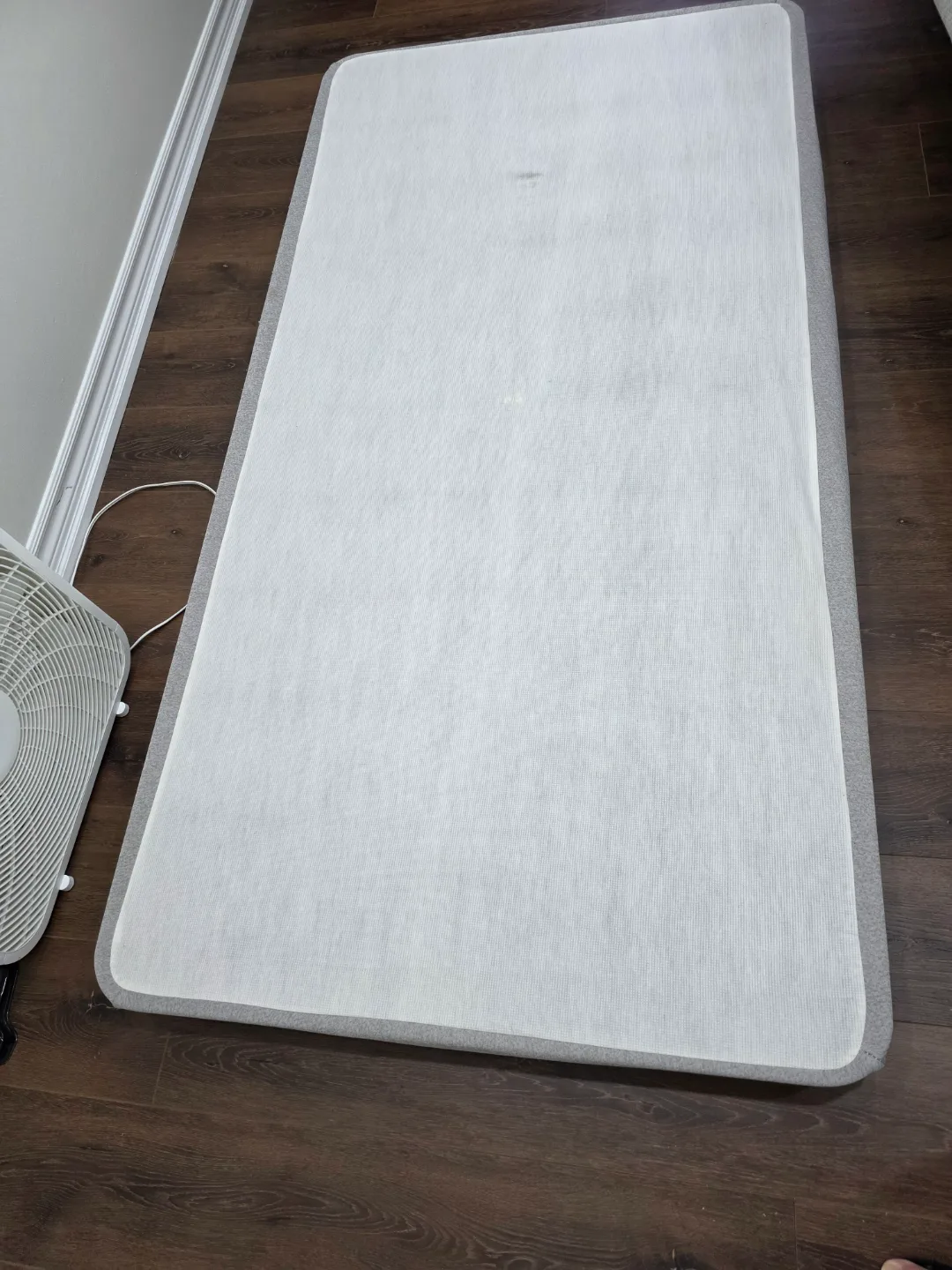 Two Twin Boxs Spring image indicator(2)