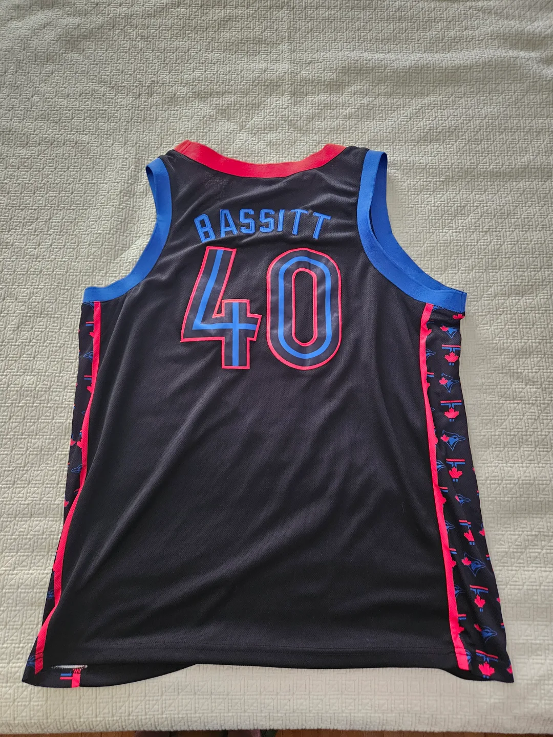 🏒Bassit Jersey adult XL. Vic Park & St. Clair pick up. image indicator(2)