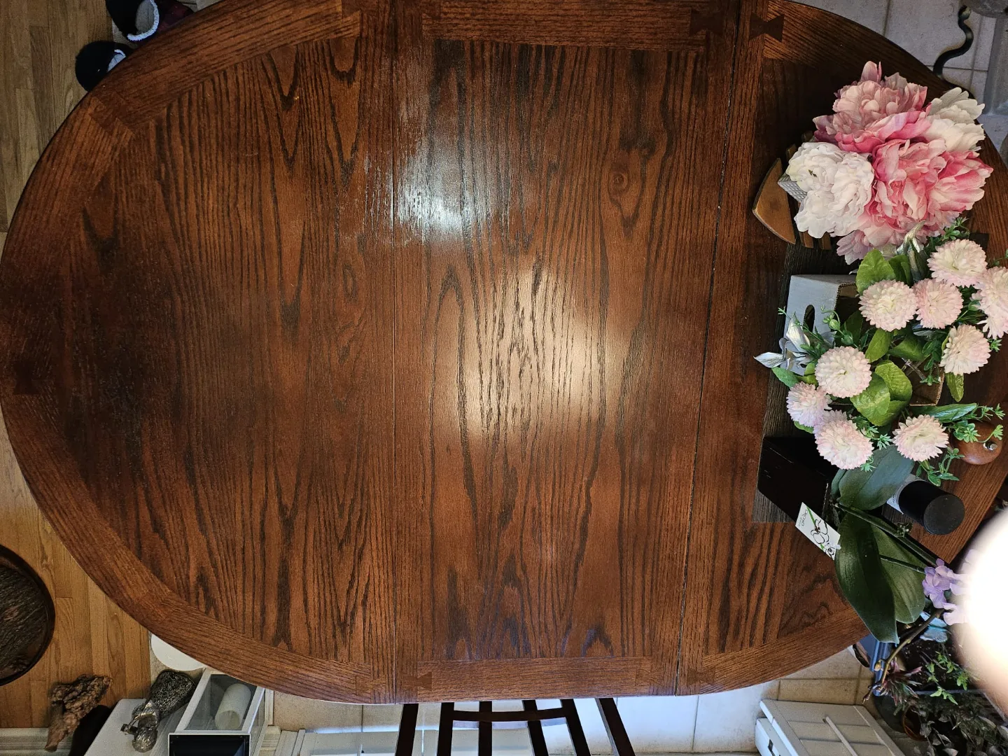 *VINTAGE* Dark Wood Oval Dining Table with 4 Chairs image indicator(3)