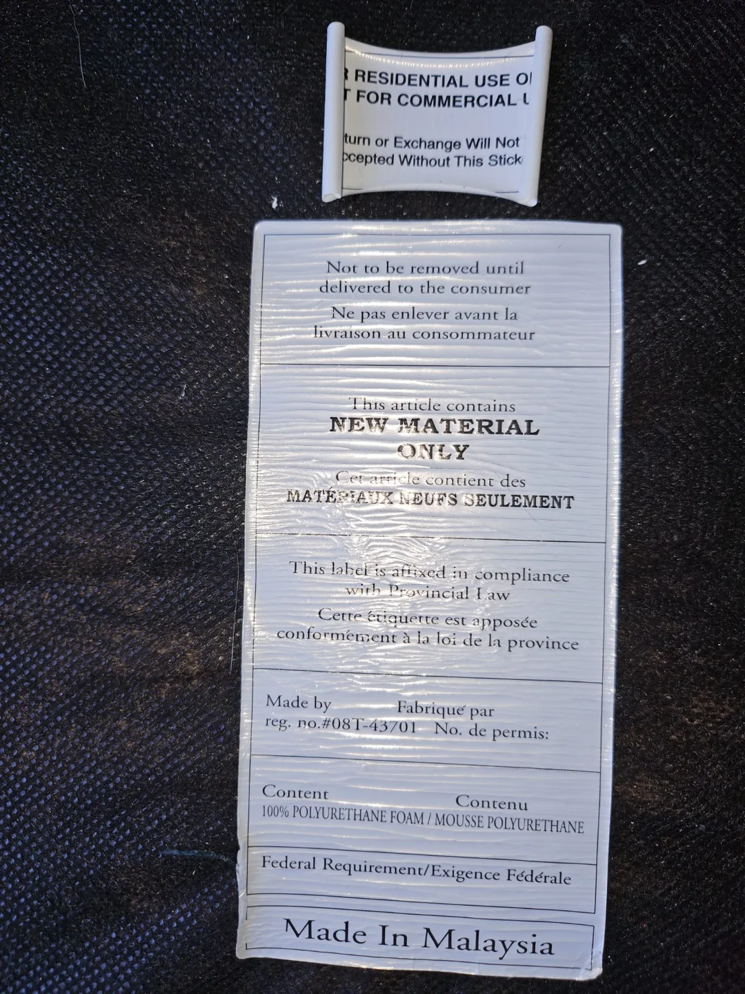 *VINTAGE* Dark Wood Oval Dining Table with 4 Chairs image indicator(4)