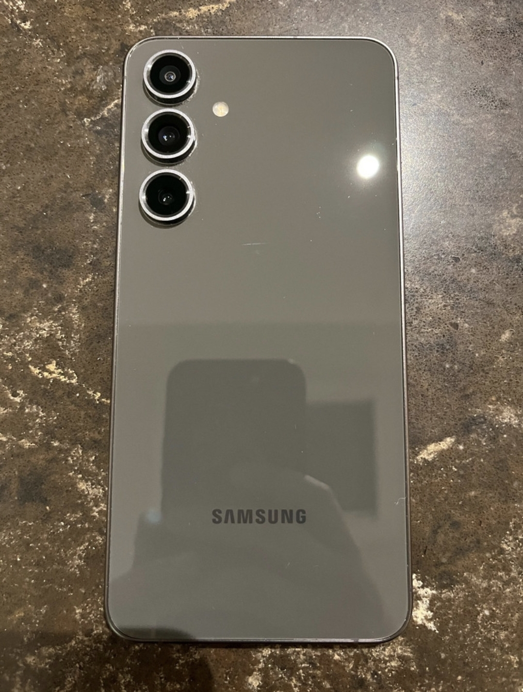 Samsung Galaxy S24FE Smartphone