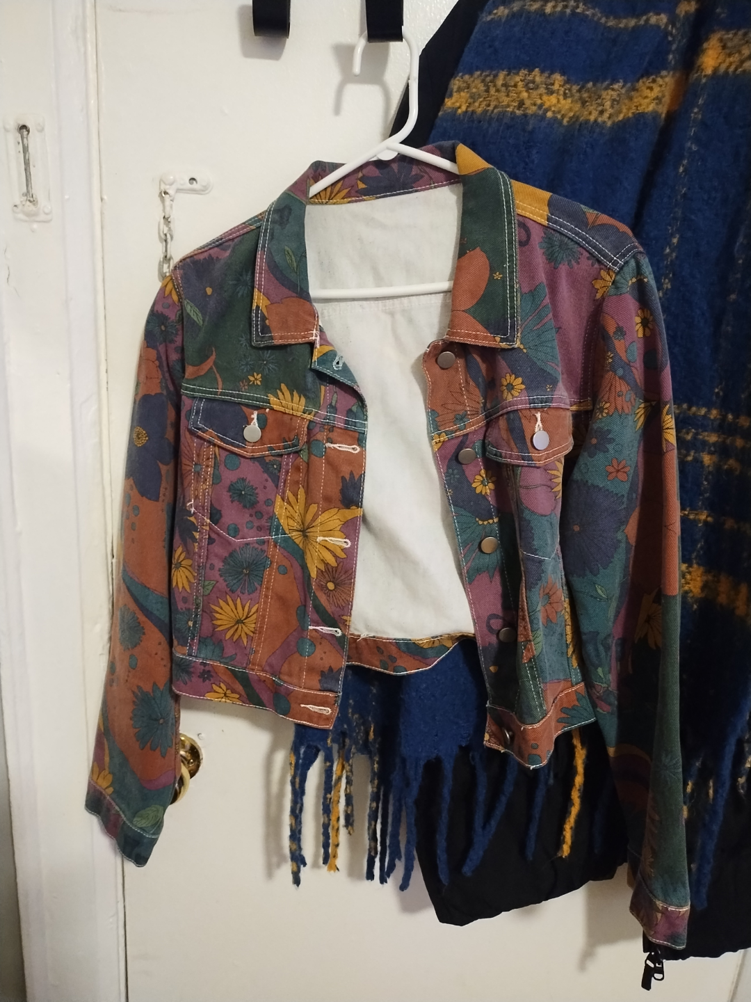 Floral Print Cropped Denim Jacket