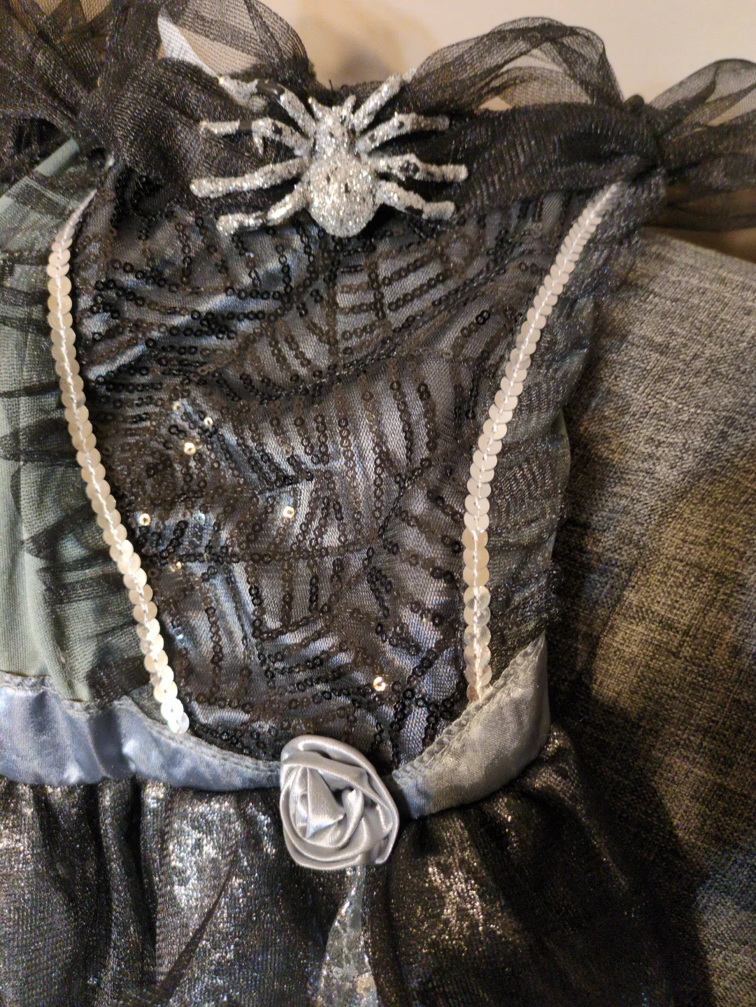 Girls' Spider Bride Halloween Costume Dress Size M/8-10 image indicator(4)