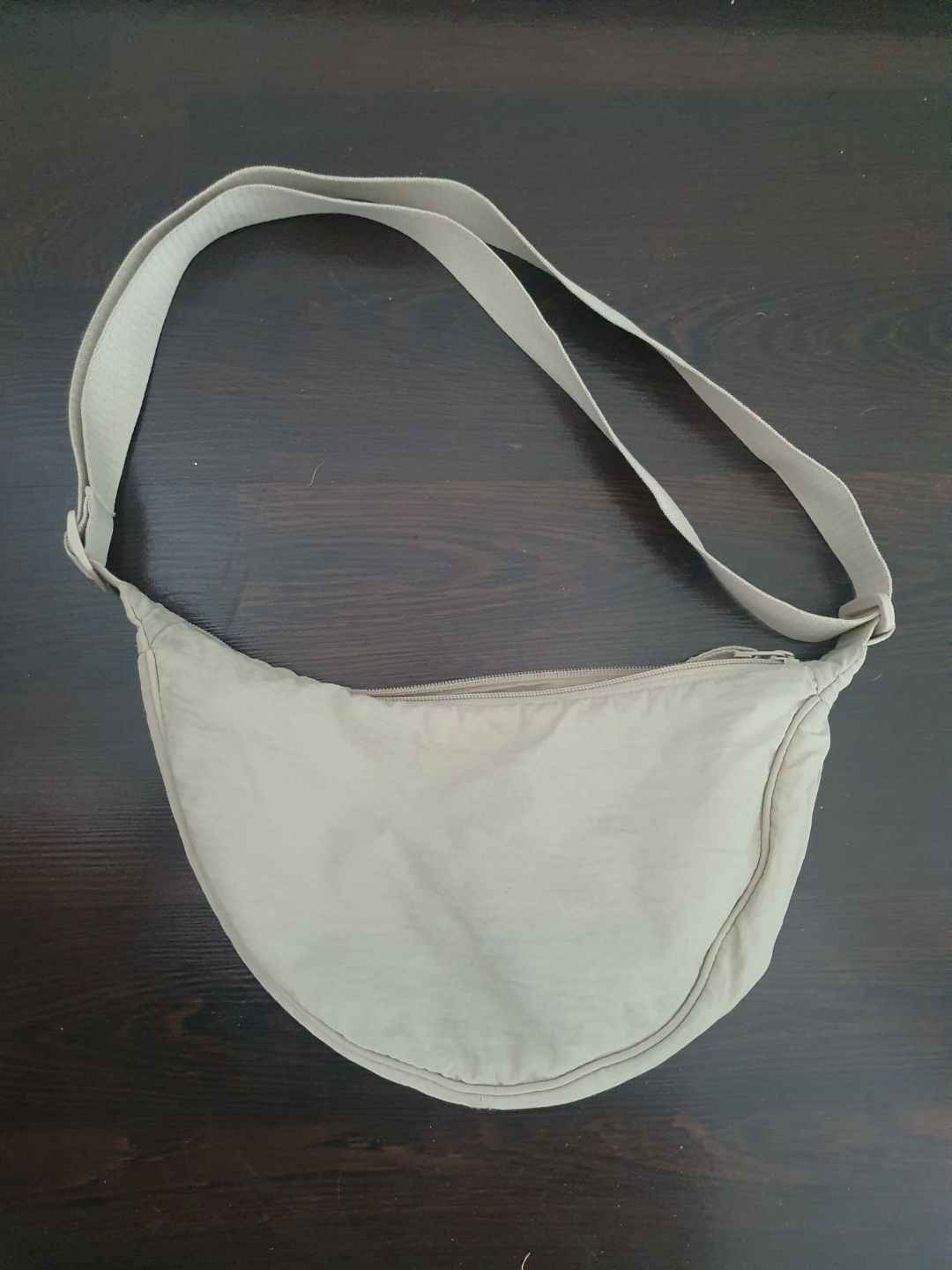 Uniqlo Cream-coloured half-moon crossbody bag - photo 2