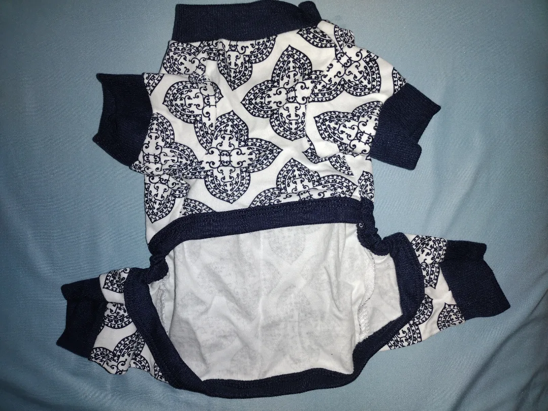 Dog Pajamas Size Small 🧡 image indicator(2)