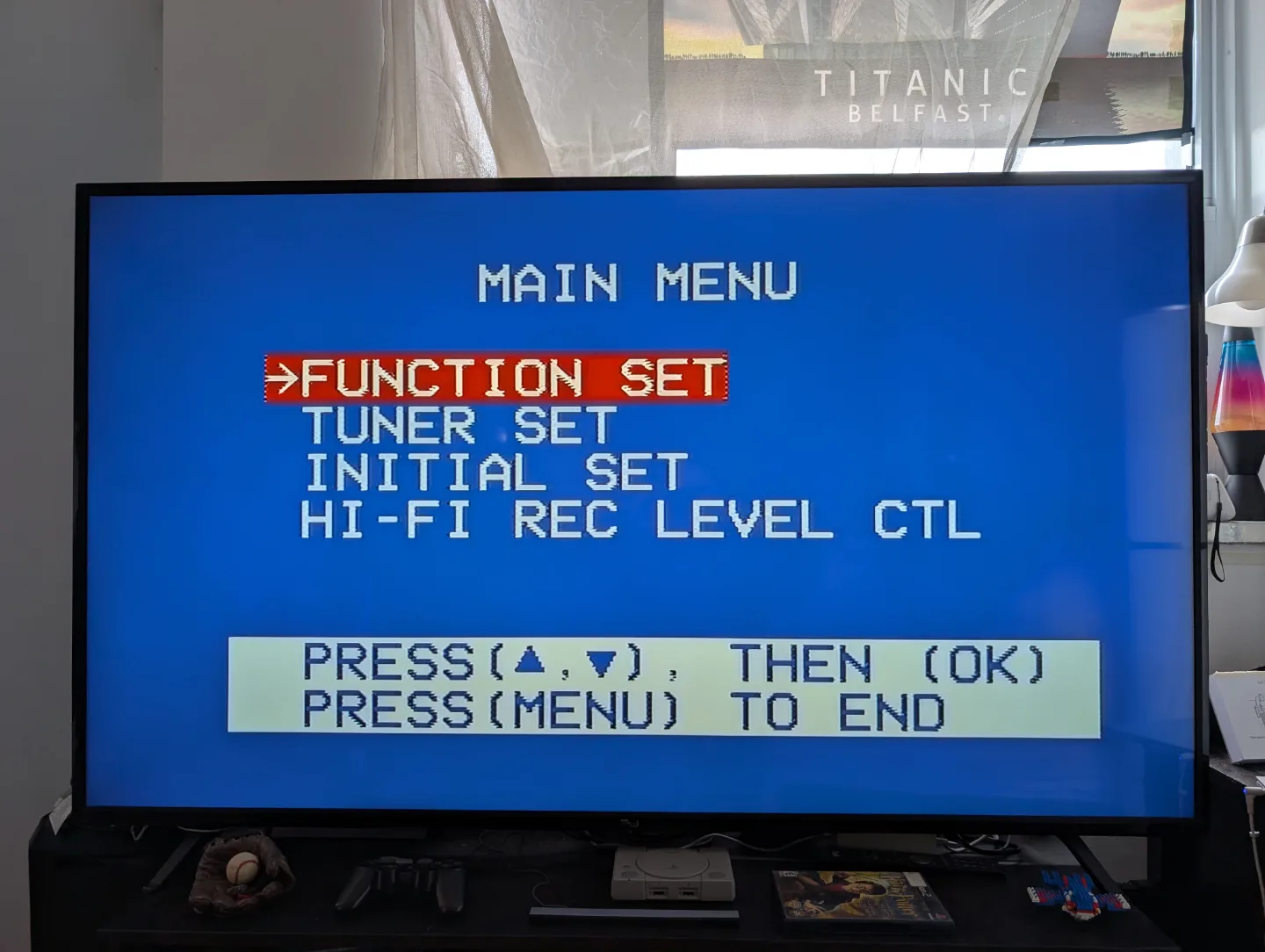 JVC HR-S7500U VHS VCR Player - Built In TBC image indicator(9)