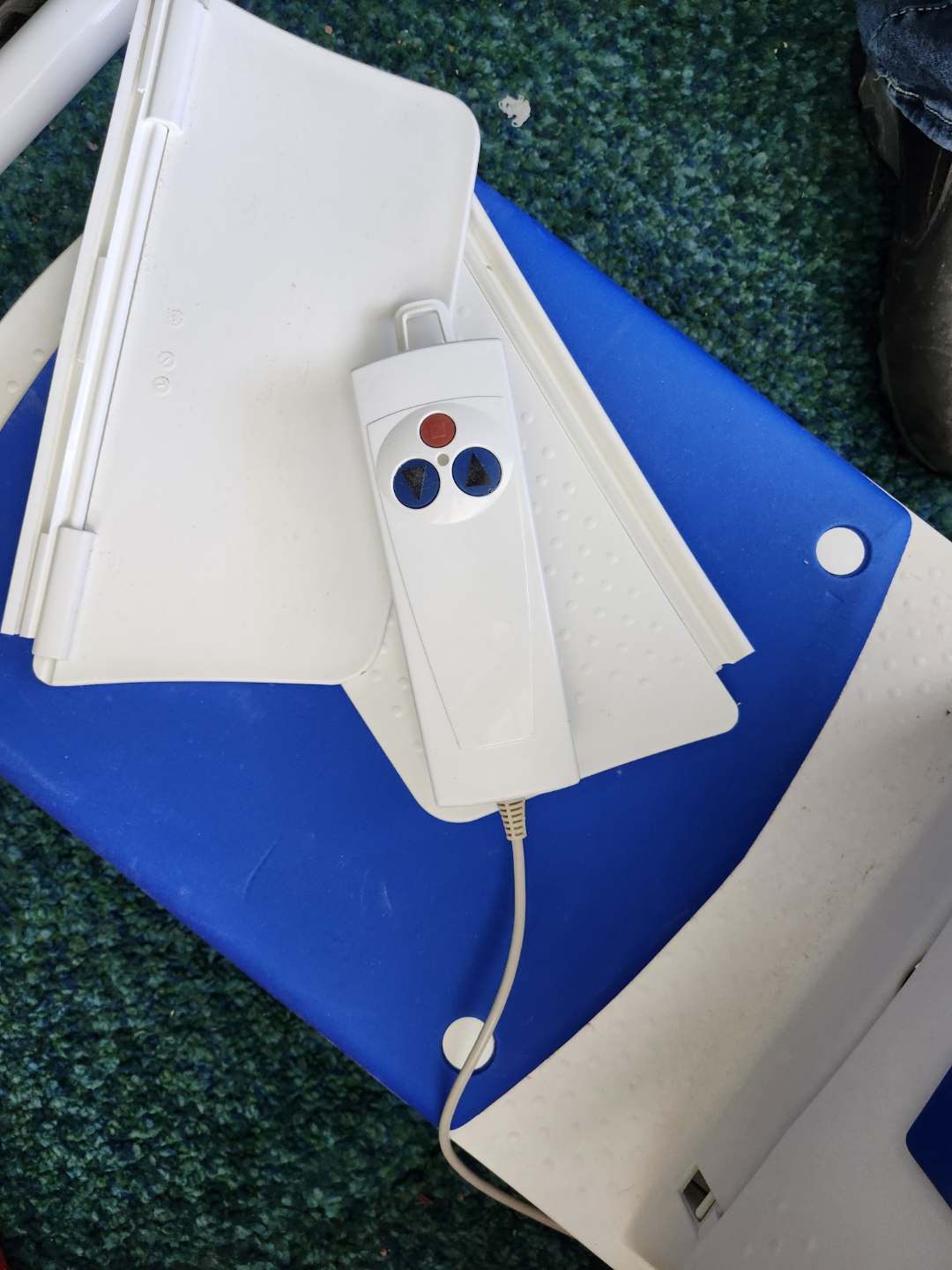 Rise and Recline Chair Lift Assist - photo 2